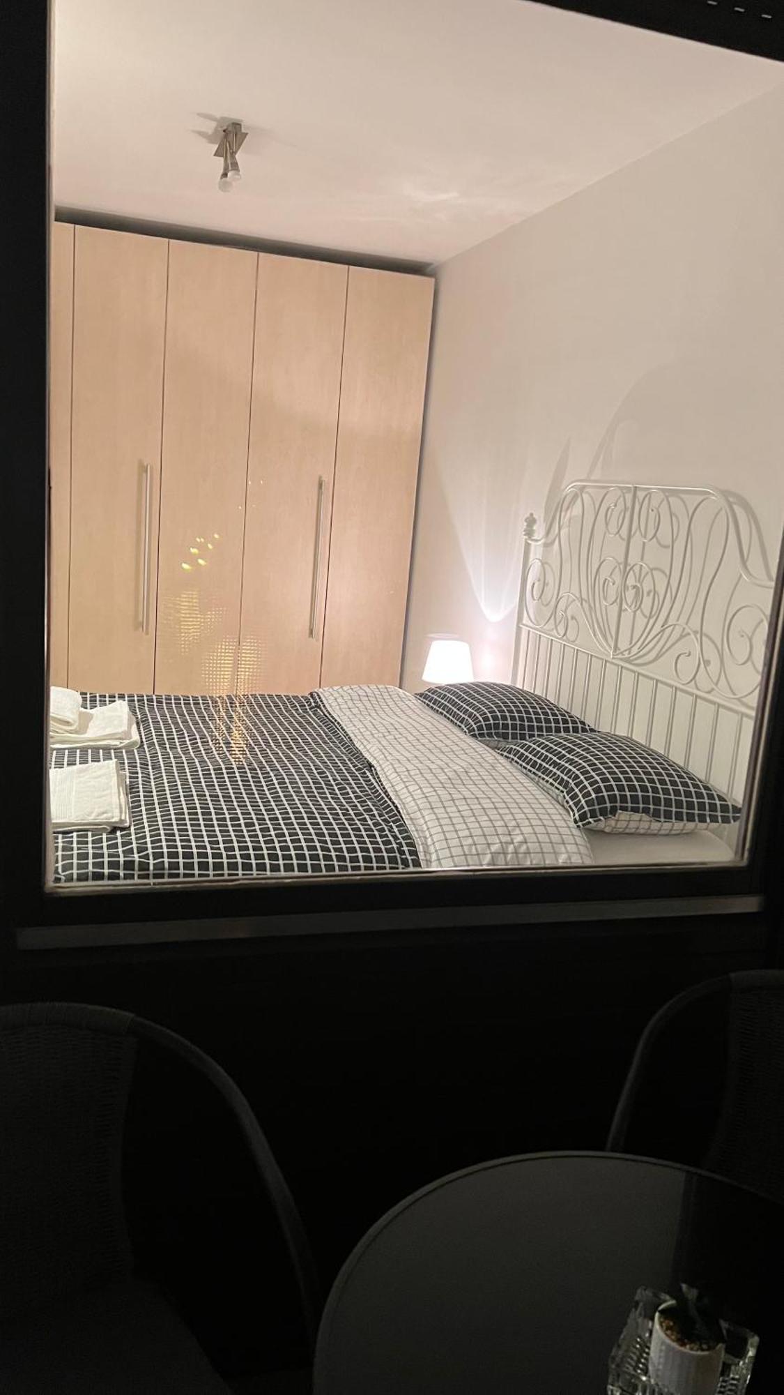 Rocco Apartment-Free Parking&Wifi Загреб Екстериор снимка